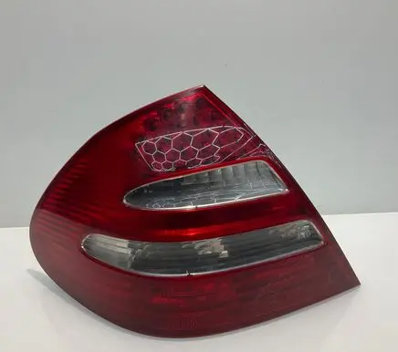 Mercedes-Benz E W211 Rear/tail lights A2118200564 334009 205071406