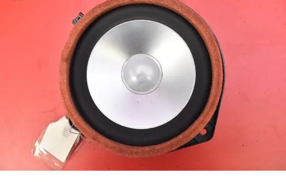Subaru Forester SJ Subwoofer speaker 86301SG110