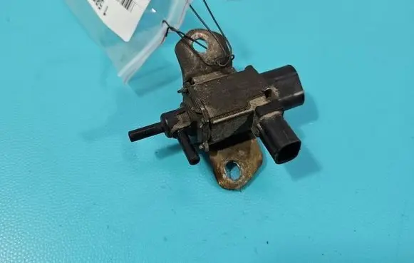 Ford Mondeo MK IV Turbo solenoid valve 1S7G9J559BB IMPRK1583516