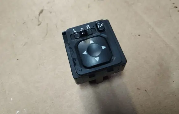 Peugeot 4007 Wing mirror switch 183569