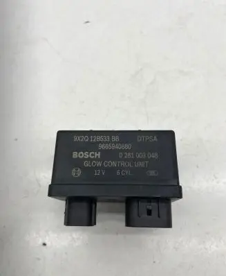 Land Rover Discovery 4 - LR4 Glow plug pre-heat relay 9X2Q12B533BB 9665940680 0281003048