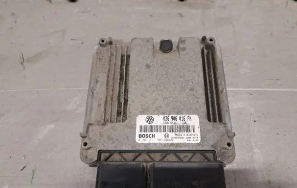 Seat Toledo III (5P) Engine control unit/module 03G906016FH 0281011909