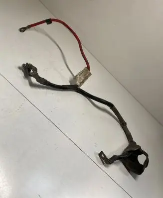 Positive cable (battery)