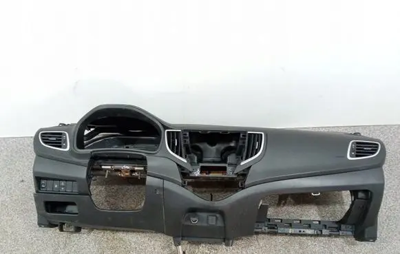Suzuki Baleno IV Dashboard 