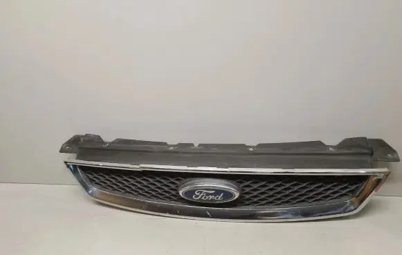 Ford Focus Front bumper upper radiator grill 4M518138AE