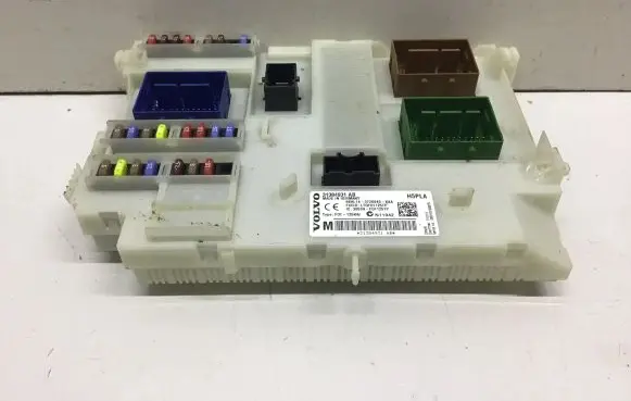 Volvo XC60 Fuse module 31384931AB