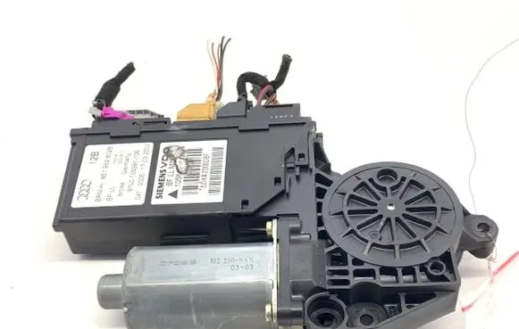Audi A4 S4 B6 8E 8H Front door window regulator motor 8E1959802B