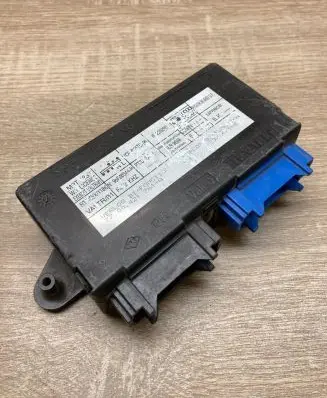 Renault Laguna I Comfort/convenience module 7700421261 73847257C