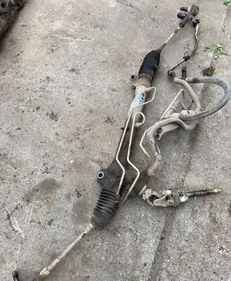 Nissan X-Trail T30 Steering rack