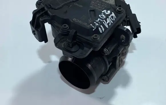 Ford Kuga II Throttle valve 9806625280