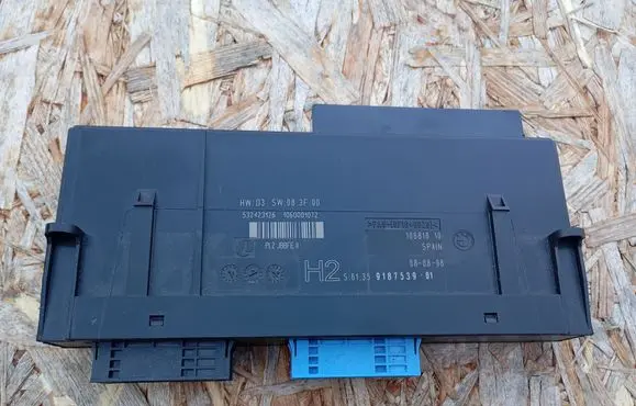 BMW 1 E81 E87 Comfort/convenience module 6135918753901 9187539 10681810