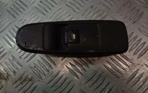 Citroen C4 Grand Picasso Quarter vent window switch 