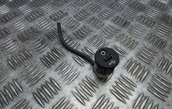 USB socket connector