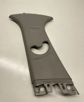 BMW 1 F20 F21 (B) pillar trim (top) 51437221025 173658 17365810