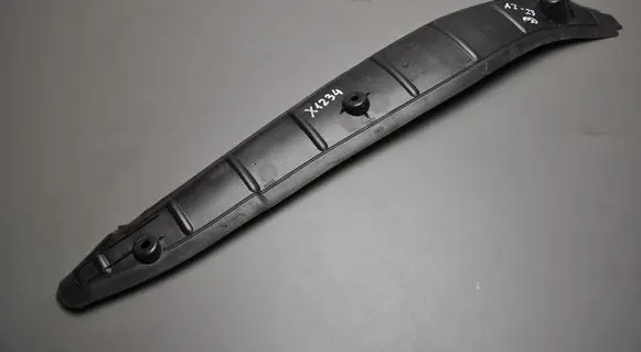 Audi A3 8Y Fender end trim 8Y0821112
