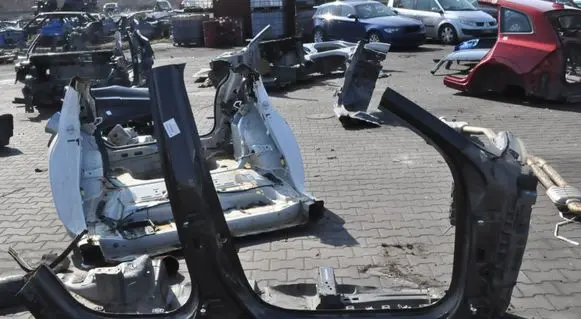 Volvo XC60 Side car body part 