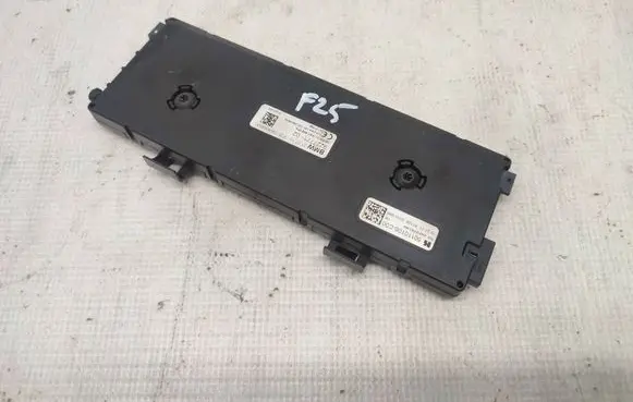 BMW X3 F25 Keyless system antenna 9227771 65209227771 65209267127