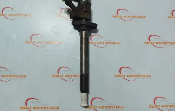 Volvo V70 Fuel injector 9657144580