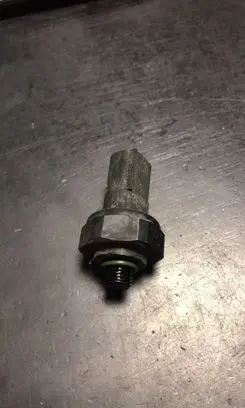 BMW 5 E60 E61 Air conditioning (A/C) pressure sensor 9141958