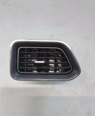 Renault Master III Dashboard air vent grill cover trim 687505442R
