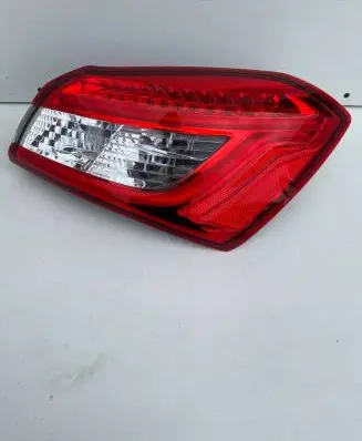 Maserati Ghibli Rear/tail lights 06700084840 03550600