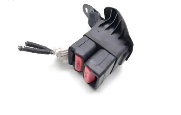 Toyota Prius (XW50) Middle seatbelt buckle (rear) 6236294