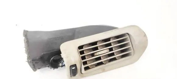 Volvo XC90 Dash center air vent grill 8663486RH 8663486