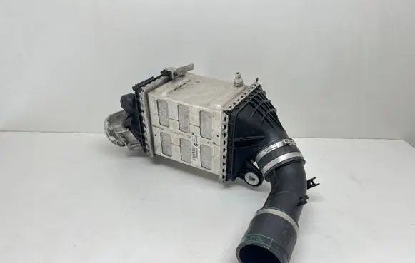BMW M6 Intercooler radiator 7843123 17517843123