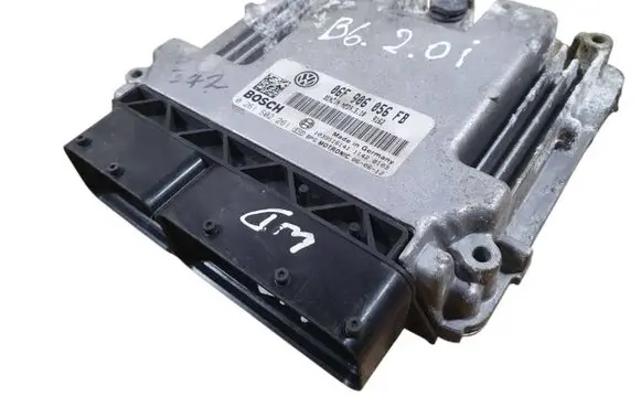 Volkswagen PASSAT B6 Engine control unit/module 06F906056FB 1039S16141 0261S02261