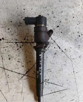 Volvo V70 Fuel injector 0445110078