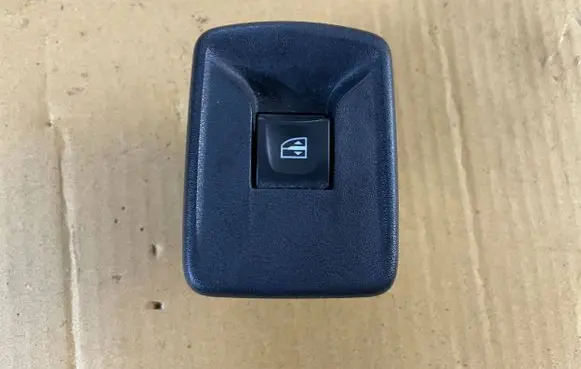 Dacia Lodgy Quarter vent window switch 23425424r