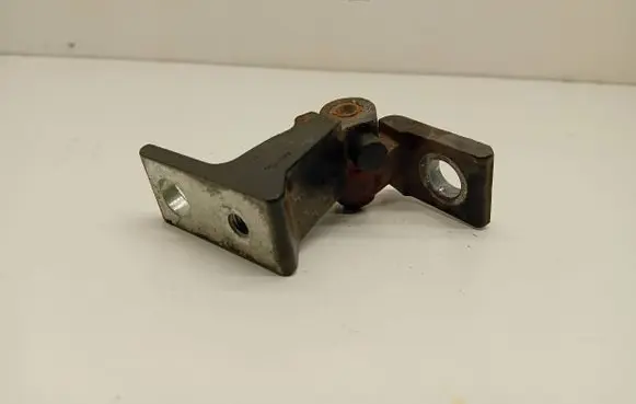 Audi A4 S4 B8 8K Rear door lower hinge 8K0831401B