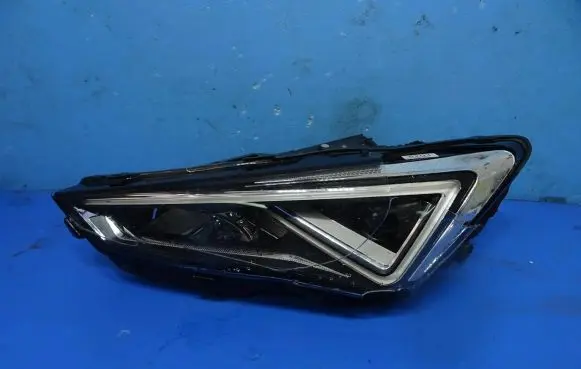 Seat Leon (5F) Headlight/headlamp 5FB941007F