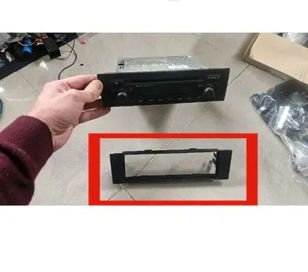 Audi A3 S3 8P Radio/GPS head unit trim 8P0035186 1DIN