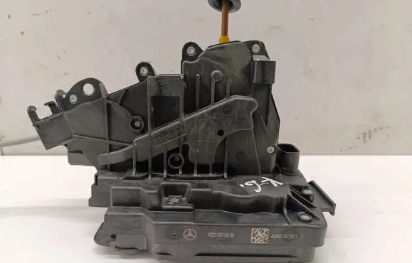 Mercedes-Benz E W214 Rear door lock A2230030999 A0997302501
