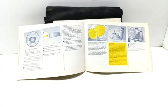 Opel Signum Owners service history hand book 