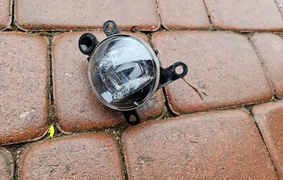 Opel Insignia B Front fog light 13497329