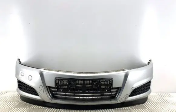 Opel Astra H Front bumper 