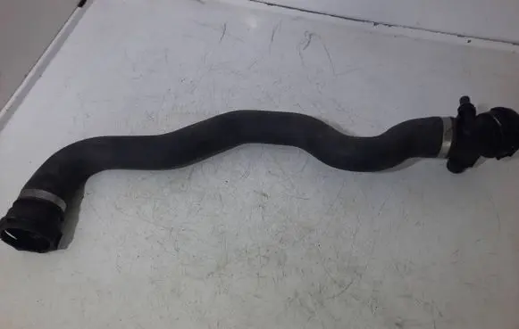 BMW 4 F32 F33 Engine coolant pipe/hose 7811127