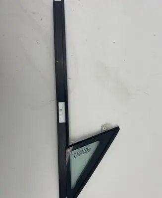Land Rover Range Rover L460 Type LK Front door glass trim molding M8E221419BH M8E221419B