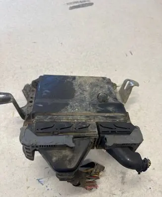 Toyota Urban Cruiser (XP110) Engine control unit/module 8966152S51