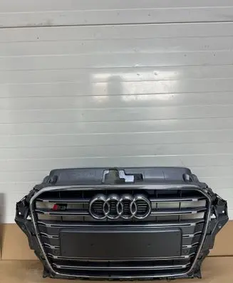Audi A3 S3 8V Front grill 8V0853037B