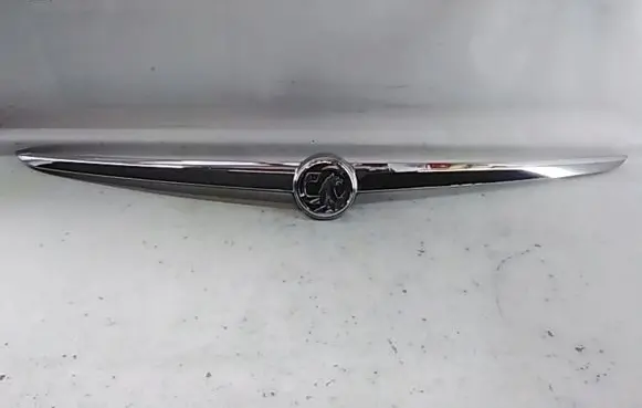Opel Insignia A Tailgate trim 13244988