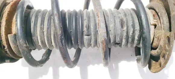 Volkswagen Golf V Front coil spring