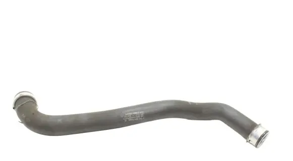 Mercedes-Benz CLS C219 Engine coolant pipe/hose A2115015382