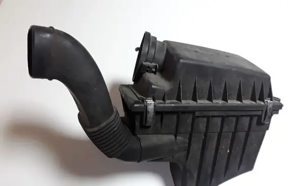 BMW X5 E53 Air filter box 7503559