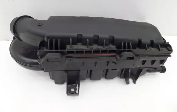 Peugeot 2008 II Air filter box 9812735680