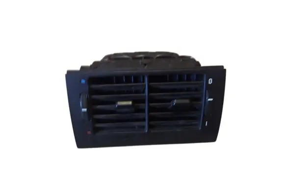 BMW 5 E39 Rear air vent grill 8376150 37620