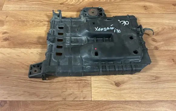 Hyundai i30 Battery tray 371502H000