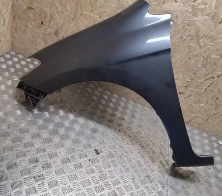 Honda FR-V Fender